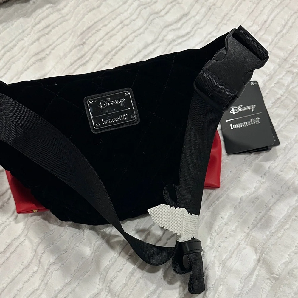 Disney Minnie Mouse Black and Red Bow Waist Bag - Picture 3 of 9